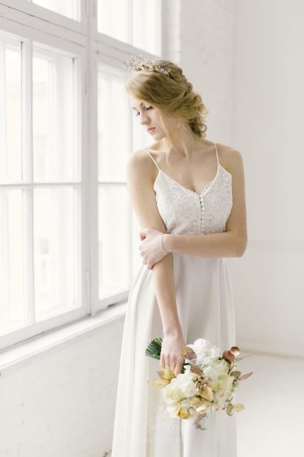 Wedding dress by Anna Skoblikova