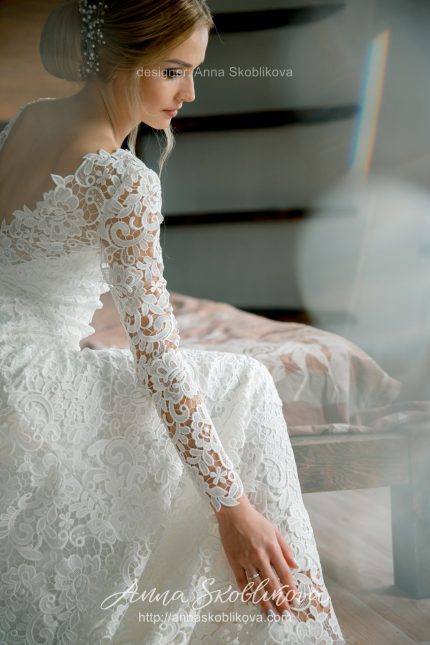 Lace wedding dress with V back by Anna Skoblikova