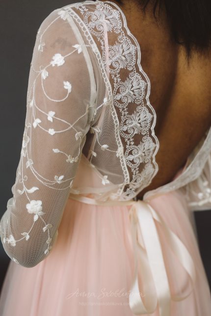 Simple wedding dress - Anna Skoblikova