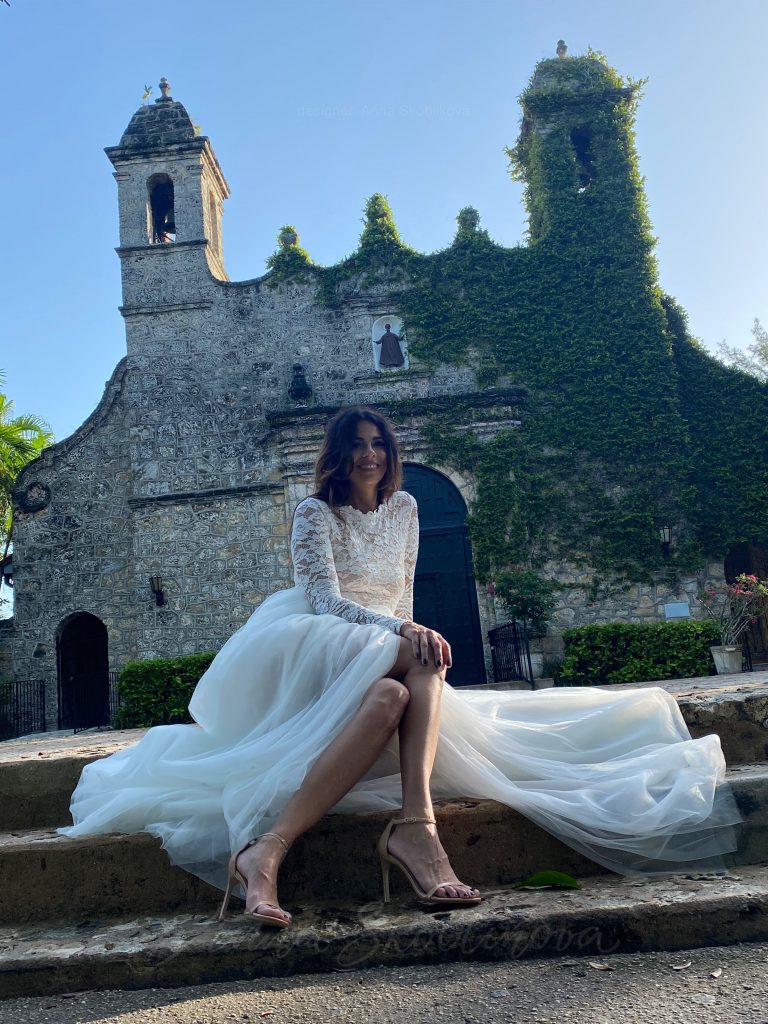 Two piece wedding dress with tulle skirt – 0185 / Anna Skoblikova | Photo 1