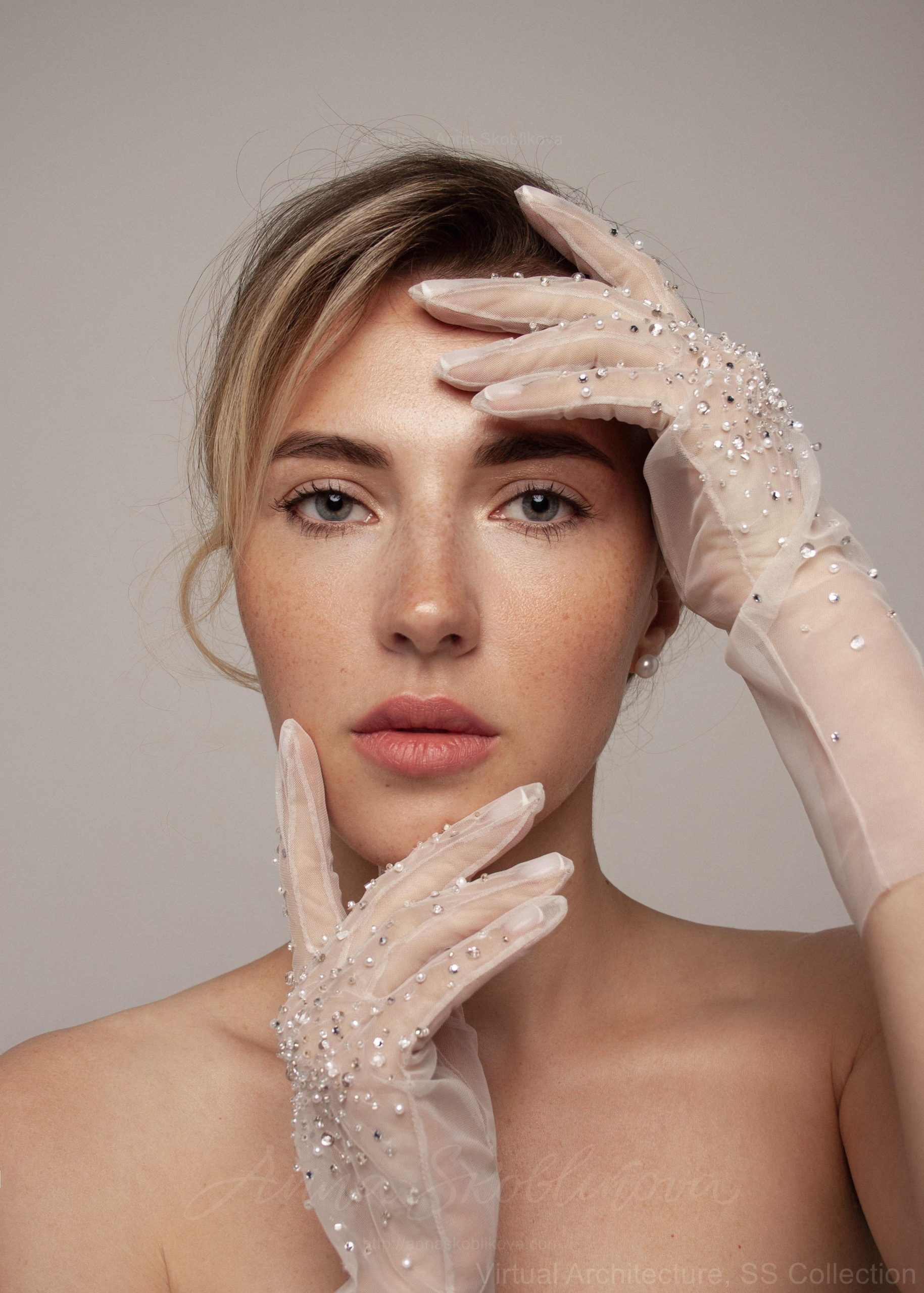 Crystal Gloves - Brilliant \ Anna Skoblikova \ 0242 | Photo 2 Crystal Gloves - Brilliant \ Anna Skoblikova \ 0242 | Photo 2